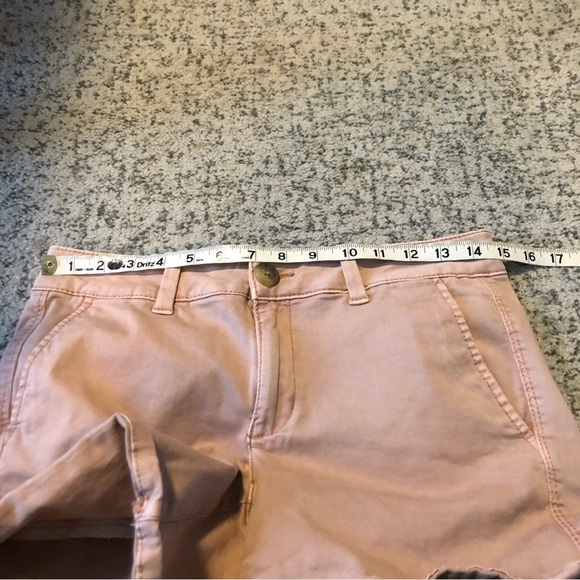 American Eagle Light Pink AEO Twill X Midi Shorts Size 6 - Picture 7 of 9
